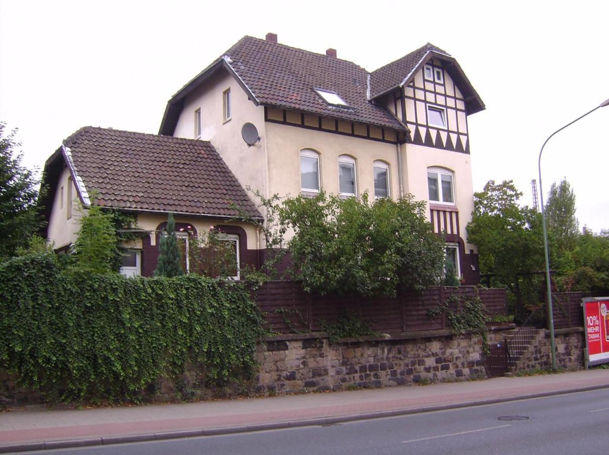 Ferienwohnung Schoenes Zimmer Im Seterant/Untergeschoss Essen Exterior foto