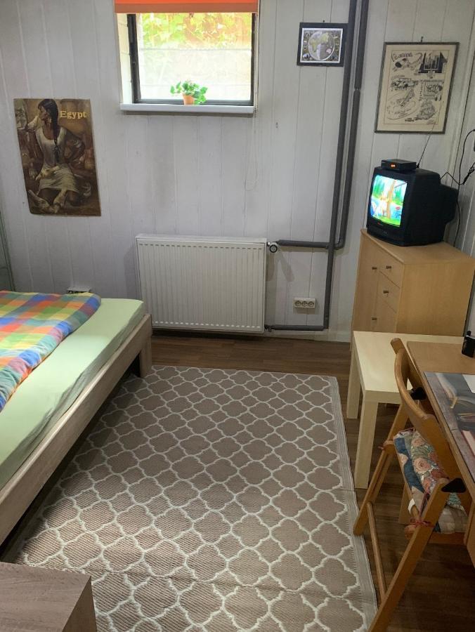 Ferienwohnung Schoenes Zimmer Im Seterant/Untergeschoss Essen Exterior foto